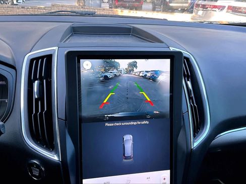 Used 2023 Ford Edge ST image 26