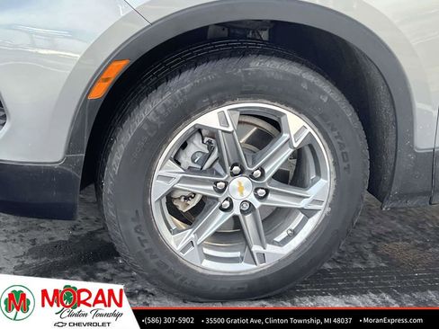 Certified 2024 Chevrolet Blazer LT w/ Convenience Package image 10