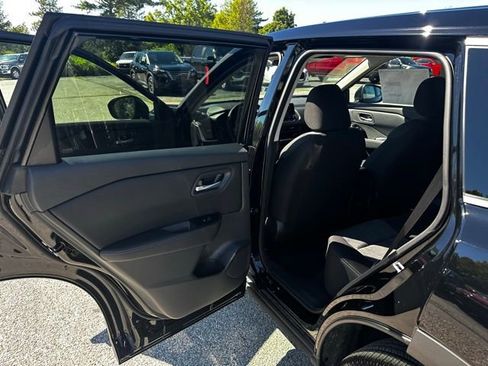 New 2026 Nissan Rogue SV image 19