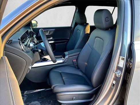 New 2026 Mercedes-Benz GLB 250 4MATIC image 11