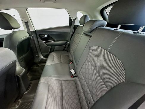 Used 2021 Kia Niro LXS FWD image 22