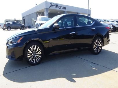 Used 2025 Nissan Altima 2.5 SV