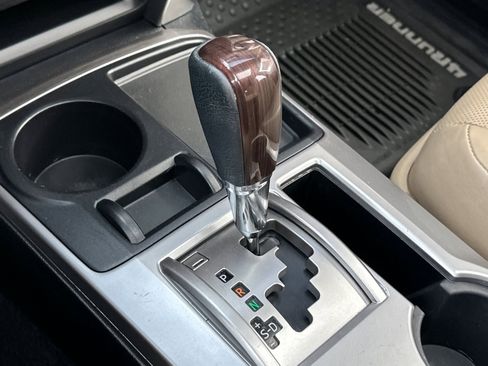 Used 2018 Toyota 4Runner Limited image 29