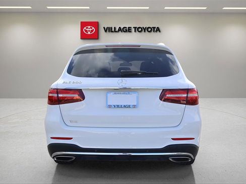 Used 2019 Mercedes-Benz GLC 300 image 4