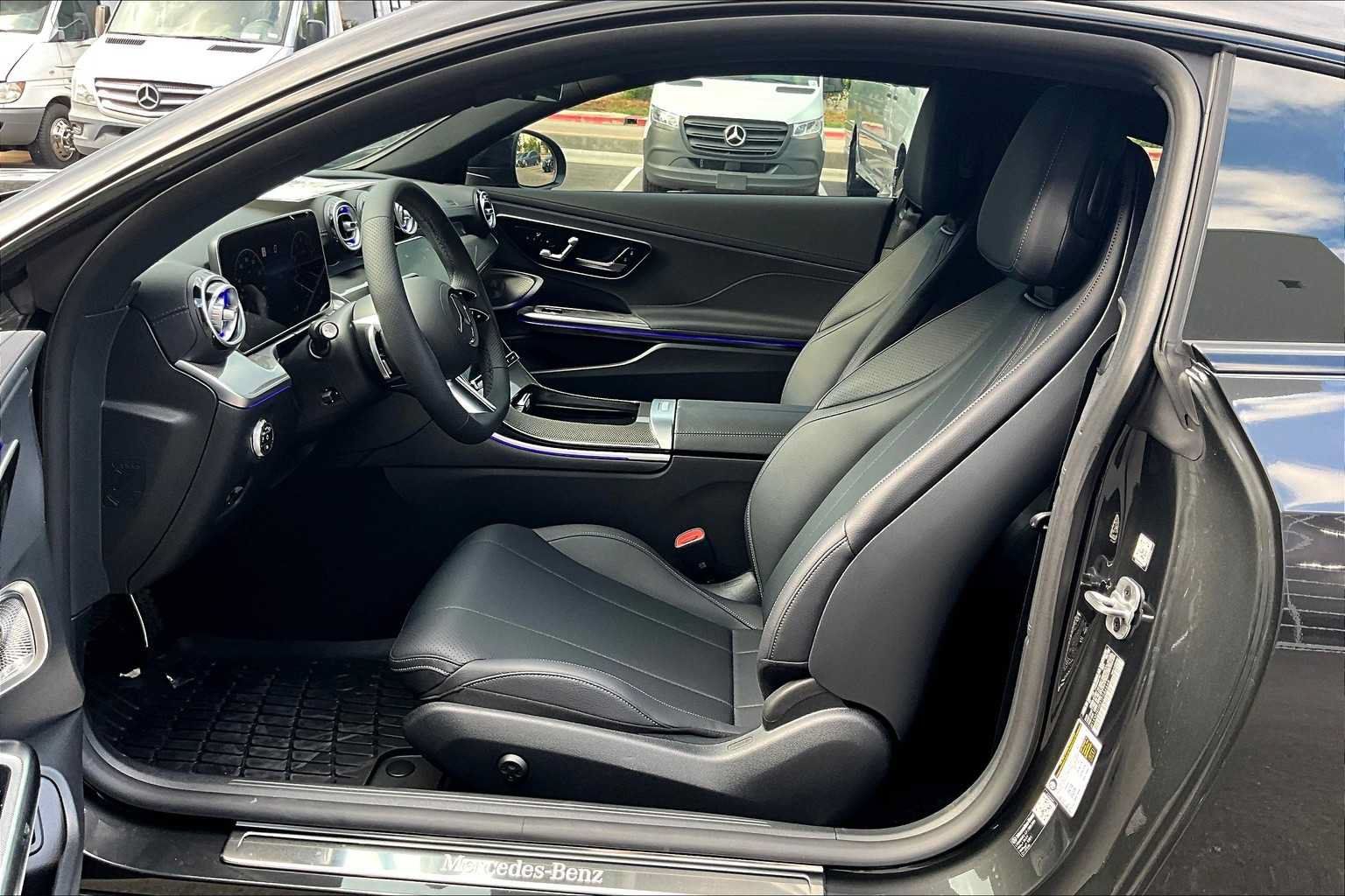 Used 2026 Mercedes-Benz CLE 300 4MATIC Coupe image 9