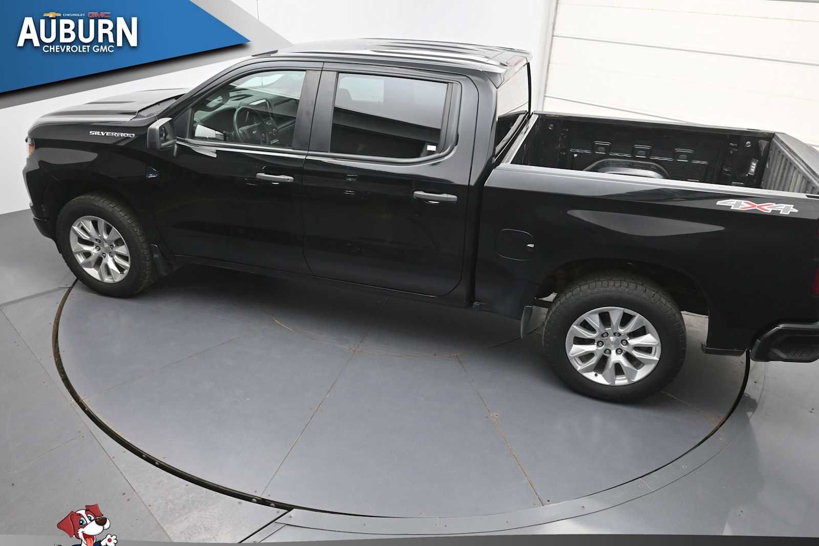 Used 2023 Chevrolet Silverado 1500 Custom AWD/4WD image 29