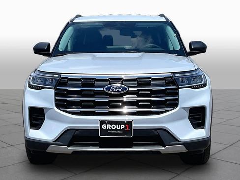 New 2026 Ford Explorer Active image 3