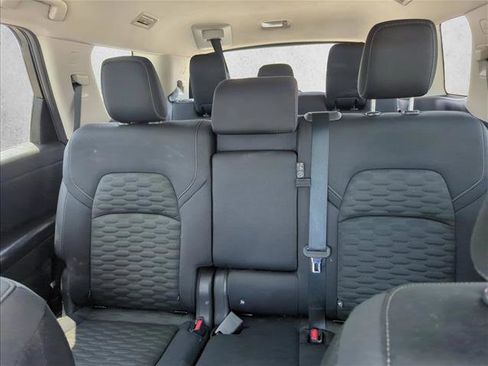 Used 2022 Nissan Pathfinder SV FWD image 24