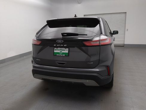 Used 2023 Ford Edge SEL image 7