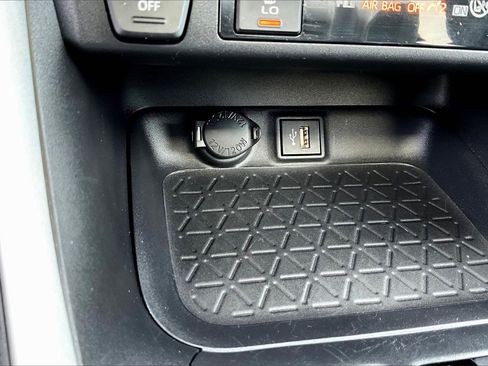 Used 2024 Toyota RAV4 XSE image 16