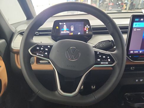 New 2025 Volkswagen ID. Buzz Pro S image 12