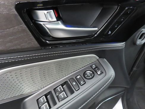 Used 2023 Acura MDX SH-AWD w/ Advance Package image 52