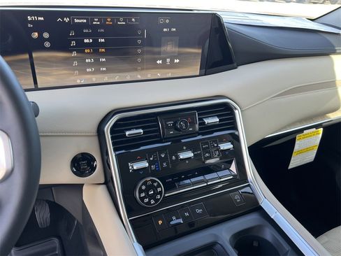 New 2026 Nissan Armada Platinum image 11