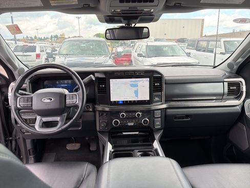 Used 2023 Ford F250 Lariat w/ Sport Appearance Package AWD/4WD image 13