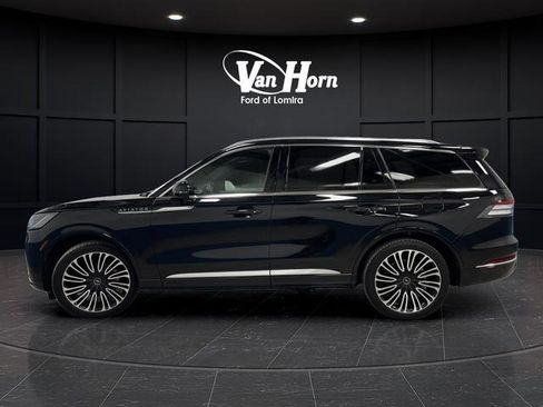 Used 2025 Lincoln Aviator Black Label image 13