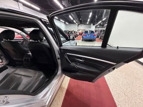 Used 2017 BMW 340i xDrive Sedan AWD/4WD image 33