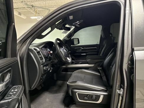 Used 2022 RAM 1500 Laramie w/ Sport Appearance Package AWD/4WD image 19