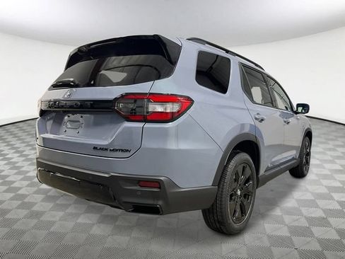 New 2026 Honda Pilot Black Edition image 6
