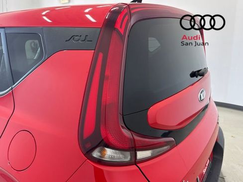 Used 2021 Kia Soul EX image 11