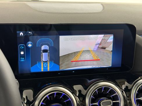 New 2026 Mercedes-Benz GLA 250 4MATIC image 26