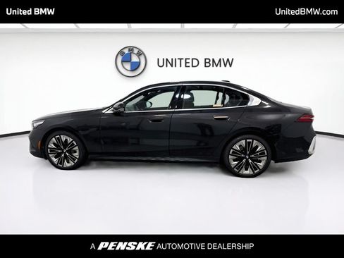 Certified 2026 BMW 540i xDrive AWD/4WD image 8