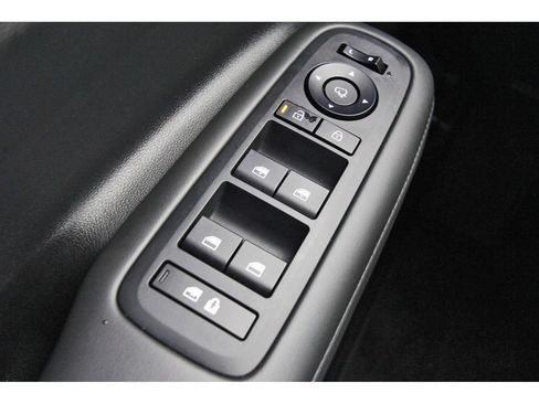 Used 2025 Hyundai Santa Fe Limited AWD/4WD image 25