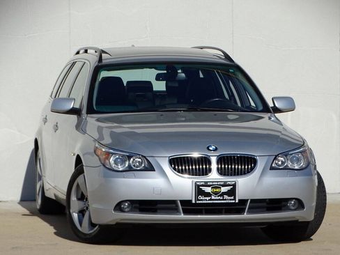 Used 2007 BMW 530xi Wagon AWD/4WD image 24
