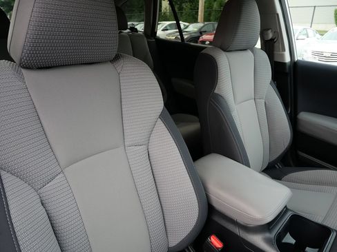 Used 2020 Subaru Outback Premium AWD/4WD image 19