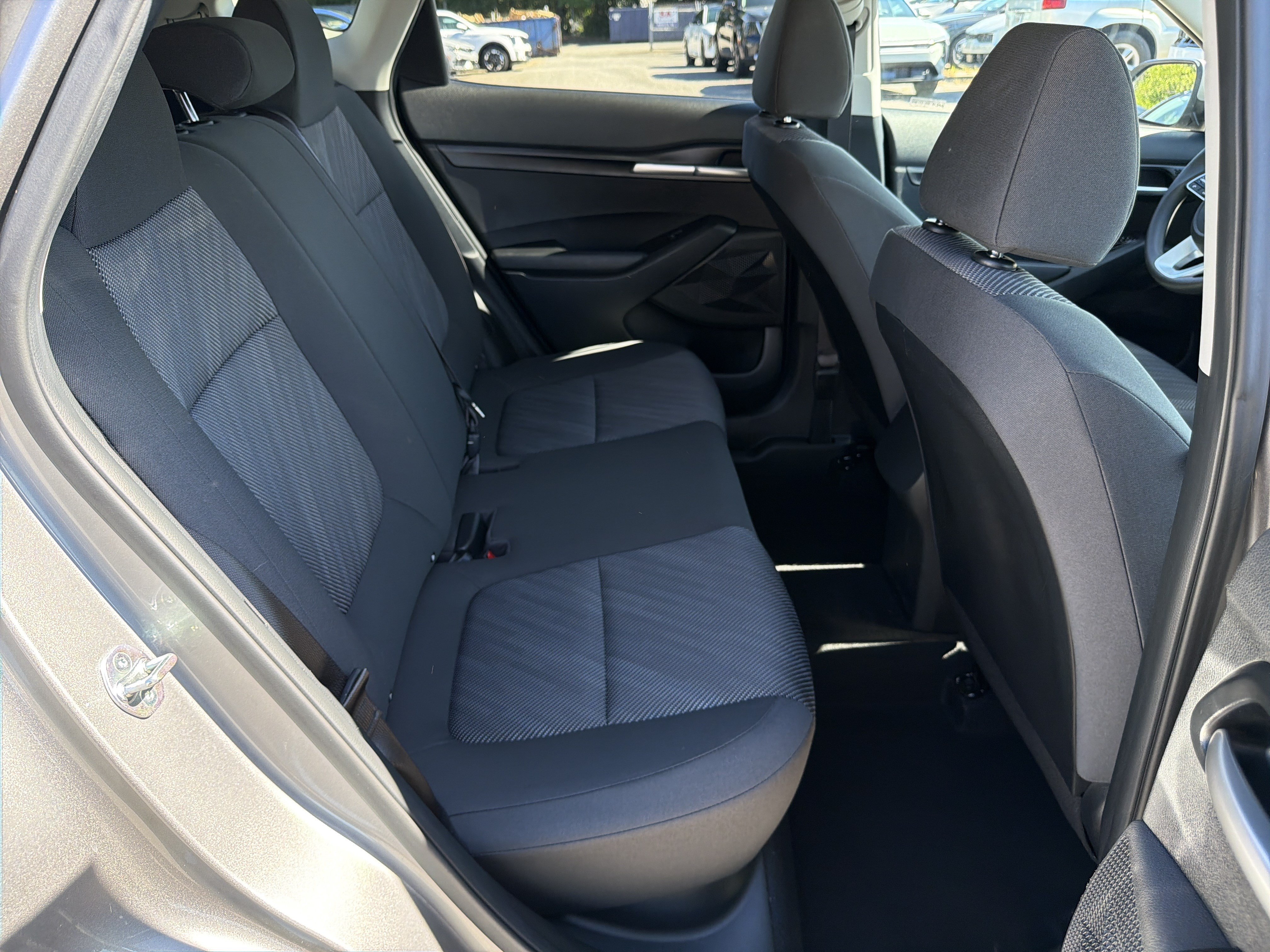 Used 2022 Kia Seltos LX AWD/4WD image 15