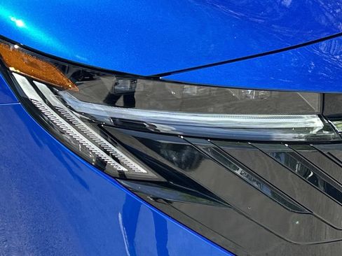 New 2026 Nissan Sentra SR w/ SR Premium Package FWD image 10