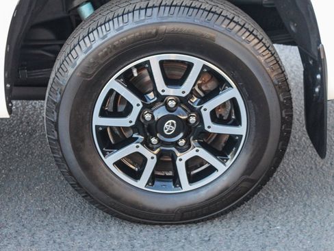 Used 2018 Toyota Tundra SR5 image 8