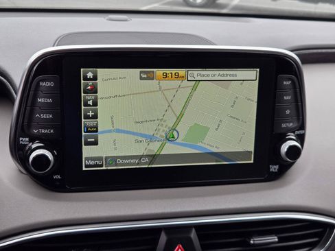 Used 2020 Hyundai Santa Fe Limited FWD image 7