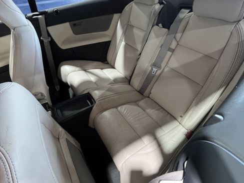 Used 2011 Volvo C70 T5 image 9