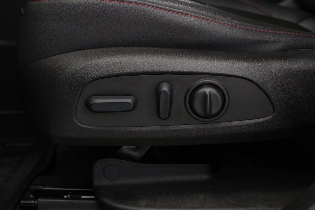 Used 2022 Chevrolet Blazer RS w/ Enhanced Convenience Package FWD image 13
