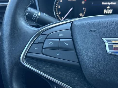 Used 2021 Cadillac XT5 Premium Luxury FWD image 22