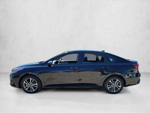 Used 2024 Kia Forte Sedan FWD image 8