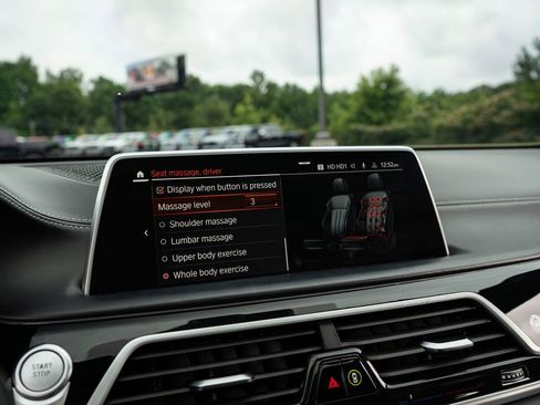 Used 2020 BMW ALPINA B7 xDrive AWD/4WD image 61