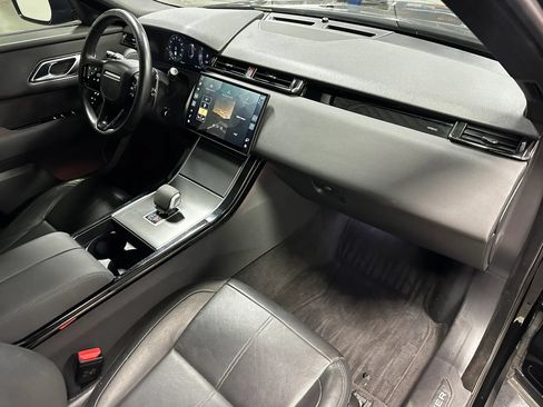 Used 2024 Land Rover Range Rover Velar Dynamic SE AWD/4WD image 23