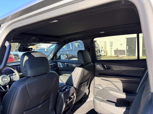 New 2026 Buick Enclave Avenir w/ Super Cruise Package image 7