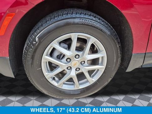 Used 2024 Chevrolet Equinox LT AWD/4WD image 9