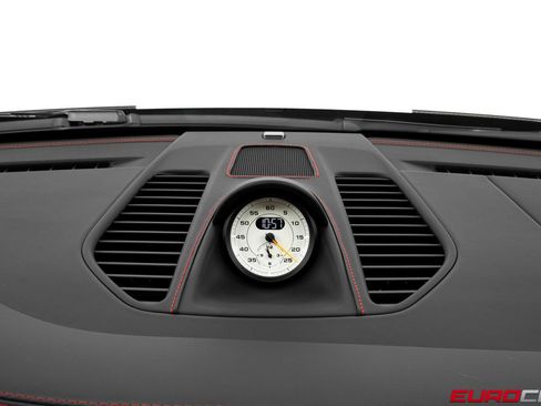 Used 2018 Porsche 911 GT2 RS image 39