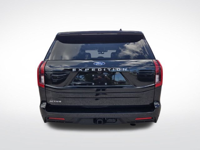 Certified 2025 Ford Expedition Active RWD image 8