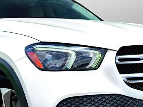 Used 2021 Mercedes-Benz GLE 350 image 4
