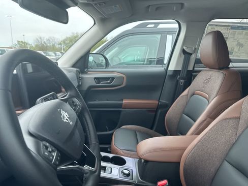 New 2026 Ford Bronco Sport Outer Banks w/ Outer Banks Tech Package+ AWD/4WD image 31