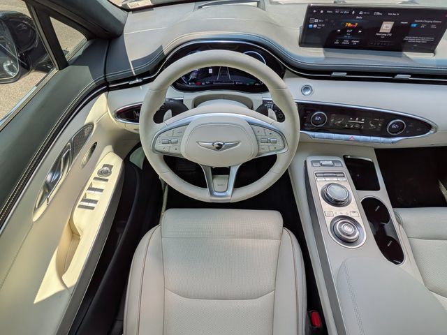 Used 2025 Genesis Electrified GV70 w/ Prestige Package AWD/4WD image 16