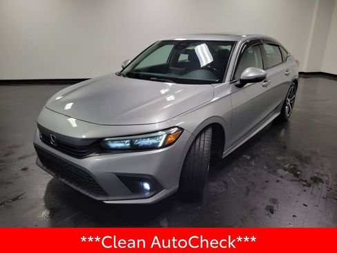 Used 2023 Honda Civic Touring image 4