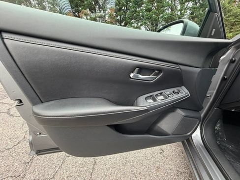 Used 2022 Nissan Sentra SV FWD image 15