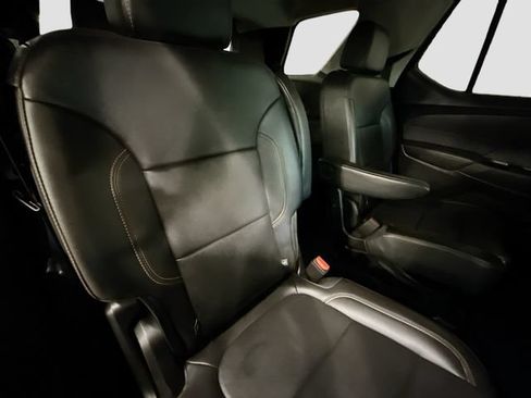 Used 2020 Chevrolet Traverse LT w/ LT Premium Package AWD/4WD image 28