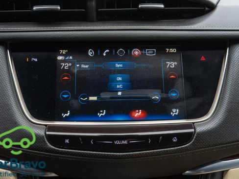 Used 2018 Cadillac XT5 Premium Luxury FWD image 21