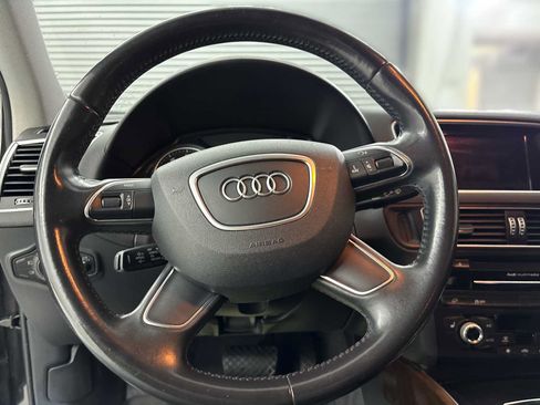 Used 2017 Audi Q5 2.0T Premium w/ Audi MMI Navigation Plus AWD/4WD image 11